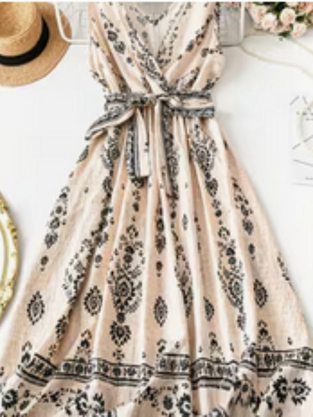 Cream Floral Print Maxi Dress